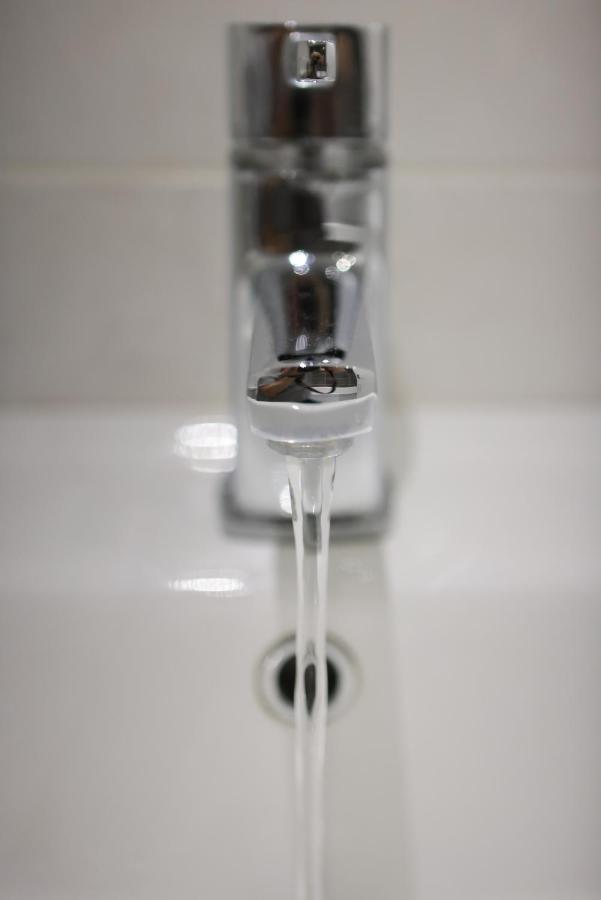Southbank Leeds Apartment. New! With Free Parking Bagian luar foto
